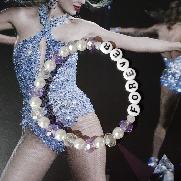 Showgirl Friendship Bracelets Set Of 3 - Picture 4 of 9